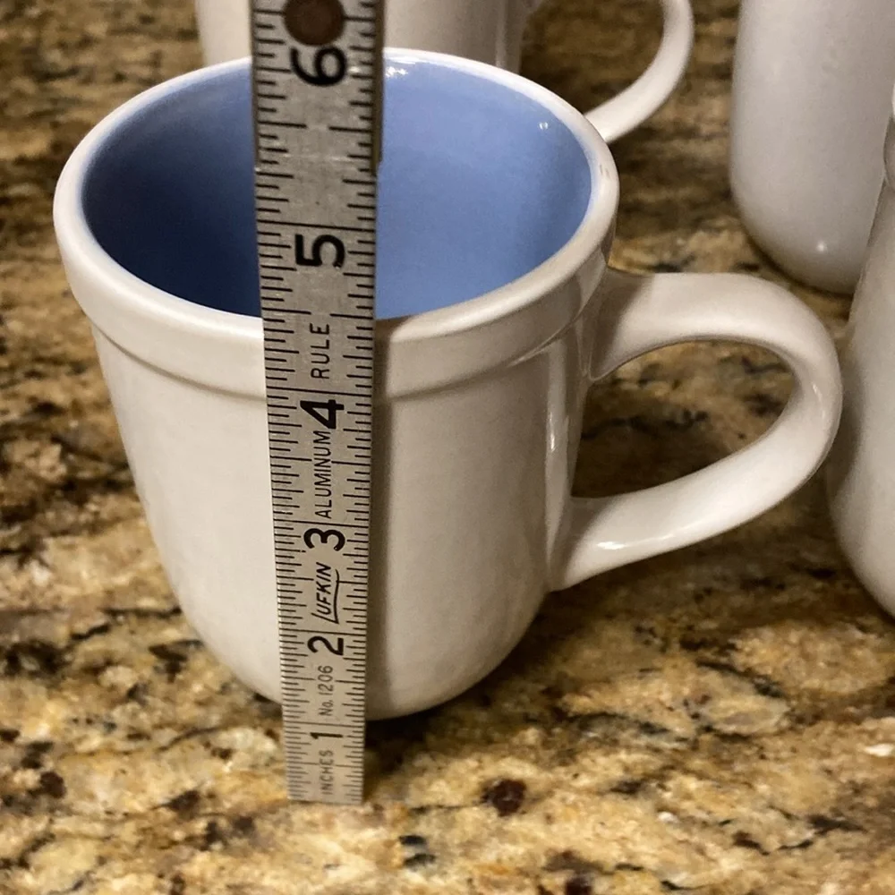 Gibson set of 4 mugs white blue see pictures please